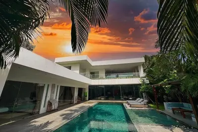 Image de Spacious 5br Villa • Perfect for Families & Groups