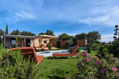 Image de Cottage de luxe  domaine des Canebieres