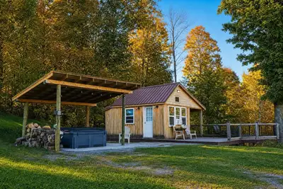 Image de Romantic Private Cabin Getaway with Hot Tub and Scenic Views