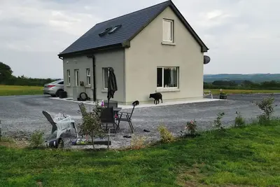 Image de Enjoyable 2-bedroom cottage in charming Kilfenora for a relaxing stay.