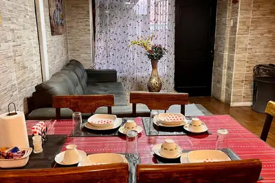 Image de Beautiful and Safe Home - Near the Metro and Espacio Riesgo