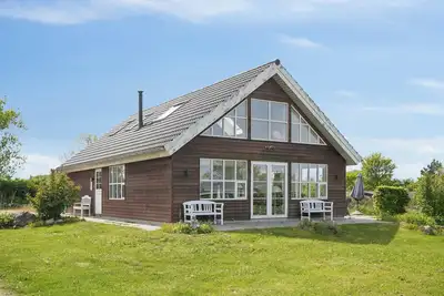Image de Scenic holiday home close to the water