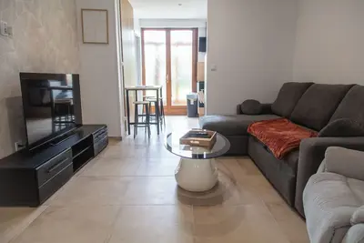 Image de Cozy House between City and Beach Private Garden