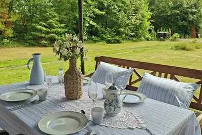 Image de Maison de vacances à l'orée de la forêt avec jacuzzi près de Hals