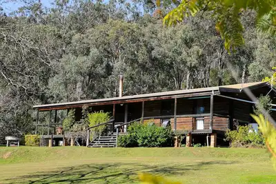 Image de Log Cabin - Glen Eden Estate