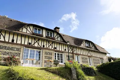 Image de Maison de vacances 'La Hune Maison Vue Sur Seine' avec terrasse, jardin privé et Wi-Fi
