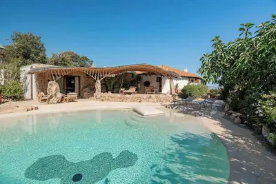 Image de Villa-Vue sur Jardin-Salle de bain privée