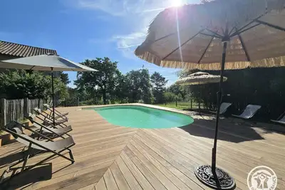 Image de Maison avec piscine privée et animaux admis - 10 pers.