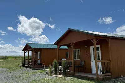 Image de Cabins in the heart of God`s Country