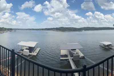Image de Duck Creek Overlook. Premium Location. All the Amenities!