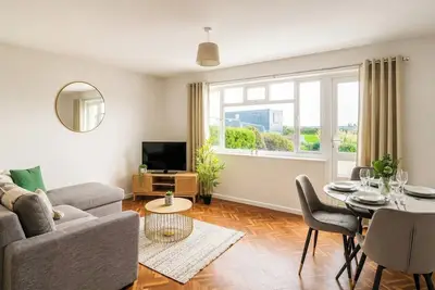 Image de Opposite the Beach w/ Great View and Free Parking