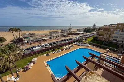 Image de Appartement près de la plage • Vue mer • Cou01