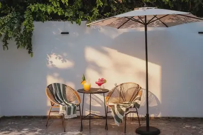 Image de Tropical House, 5 minutes from the beach and the airport
