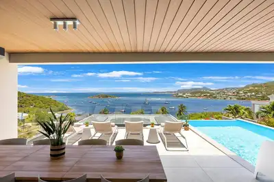 Image de AURÉLIO Sky Vue St BARTHÉLÉMY, Pinel Et Baie De Cul De Sac