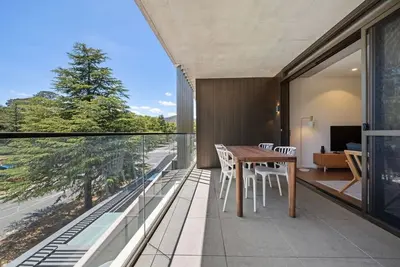 Image de 2br Haig Park View w/ Balcony & Secure Car Space!