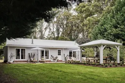 Image de Boutique Sanctuary | Wood Fire | Luxe Getaway