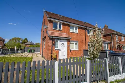 Image de Modern 3-bedroom family home in Preston sleeps 5 perfect for families contractor
