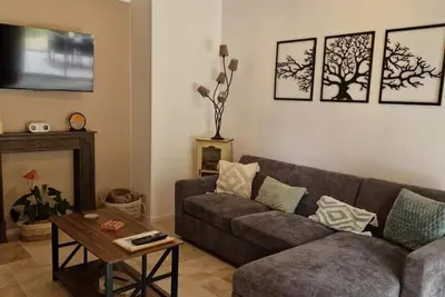 Image de Gîte en Périgord avec Spa privé et Wifi