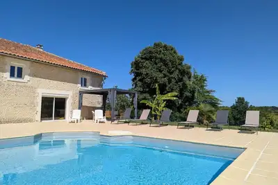 Image de Maison avec piscine privÃ©e, animaux - 8 pers.