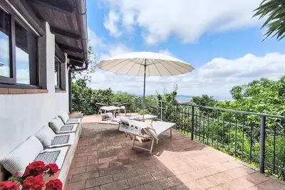 Image de Belle maison de vacances privée avec climatisation, Wifi, Tv, patio, animaux admis, vue panoramique