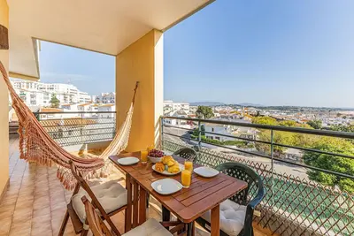 Image de Lagos Sea View | Near the City Center