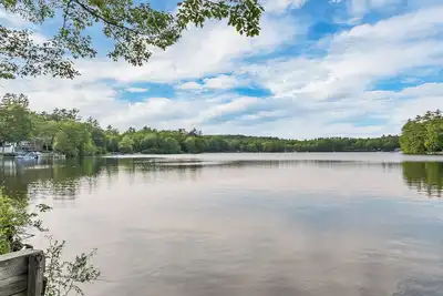 Image de Welcome to Your Dream Lakefront Getaway on Halfmoon Lake!