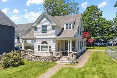 Image de Gull Cottage – Charming, Vintage New Englander in the Heart of Old Orchard Beach