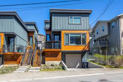 Image de Penticton Creakview Home - 3 bedroom, 2. 5 Bath