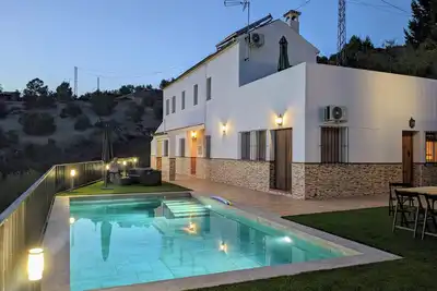 Image de Beautiful House, Sleeps 7 with Private Pool