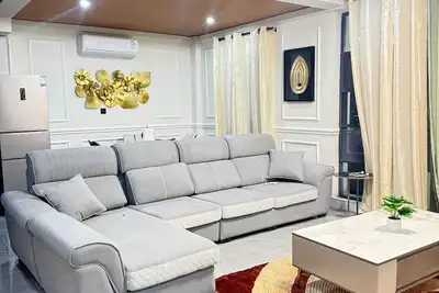 Image de Cozy 2-bedroom corporate apartment with Ac in brilliant Accra
