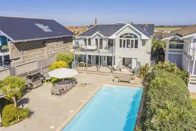 Image de Maison-Panoramique-Salle de bain privée-Vue mer-Beach Cottage