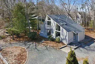 Image de New Rental-3 beds, 2. 5 baths, New Seabury