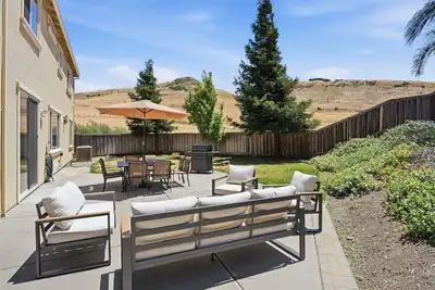 Image de Wine Country Retreat w/ Hot Tub & Views