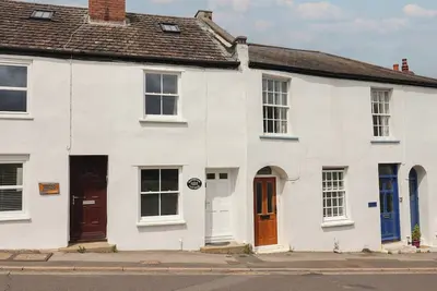 Image de Saybrook Cottage, pet friendly, with a garden in Charmouth
