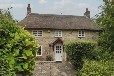 Image de Woodbine Cottage, pet friendly, with a garden in Osmington
