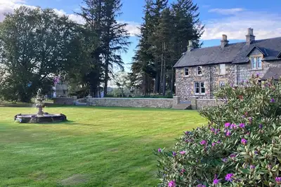 Image de Stunning Victorian 3 bedroomed house with private Fountain Garden near Inverness