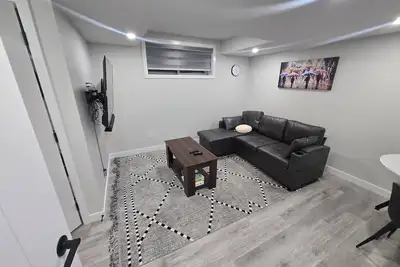 Image de Executive 2br Brighton Getaway w/ps5— Great for Family or Business Stays