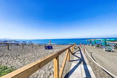 Image de Bel appartement pour 7 personnes avec Wifi, climatisation, patio et animaux admis
