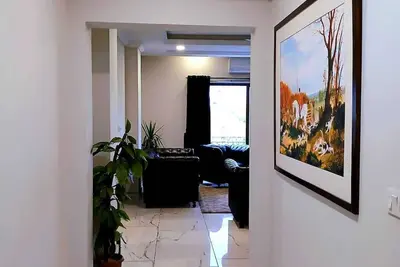 Image de Monarchy Suites 2br Forest View Family Retreat
