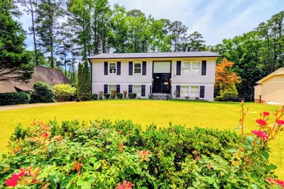 Image de Spacious Cary Home w/ Gym, Game Room, Huge Fenced Yard!