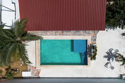 Image de Private Pool + Beach Access + Workspace | 3br Sleeps 6
