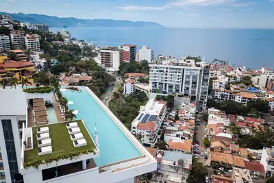 Image de Sohopv 705: Designer SohoPV Condo w/Ocean Views & Rooftop Pool