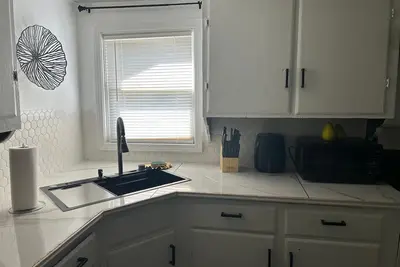 Image de Perfect 3-bedroom house with Ac in fantastic Orange location