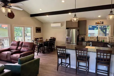 Image de Finley Point Retreat near Flathead Lake and Gnp