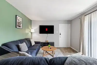 Image de Arlington 2br | At&T, Globe Life, 6 Flags, Parking
