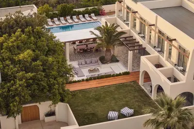 Image de Ennea Villa, Pool, Whirlpool, Cinema Walk to Beach