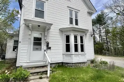 Image de Impressive Cottage Surrounded by Trees in Bridgton, Maine