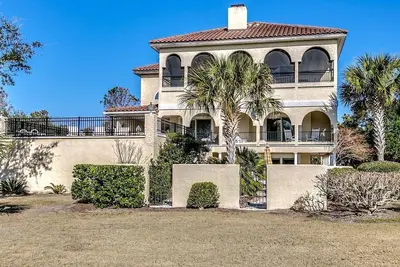 Image de Incredible Luxury Villa in Private Oceanfront Gated Community near Pawleys Island, South Carolina