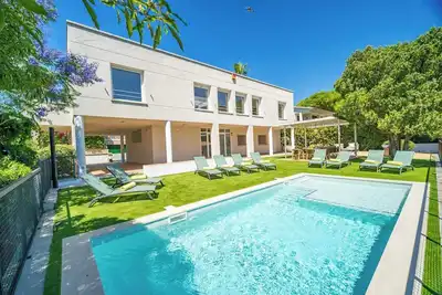 Image de Villa Garden con Piscina, Frente al Mar y Aire Acondicionado