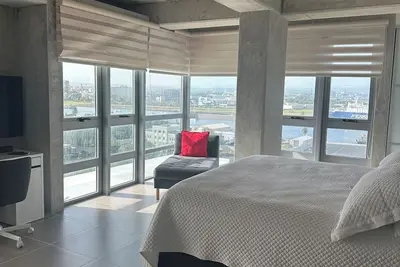 Image de Luxury 2-bedroom condo walking distance to the Escambron beach and Old San Juan
